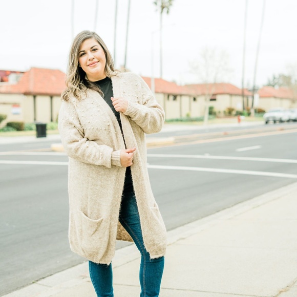 Pearl Cream Cardigan - Picture 11 of 14